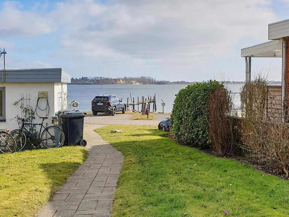 2 Person Holiday Home In Gr Sten Gråsten Exteriér fotografie